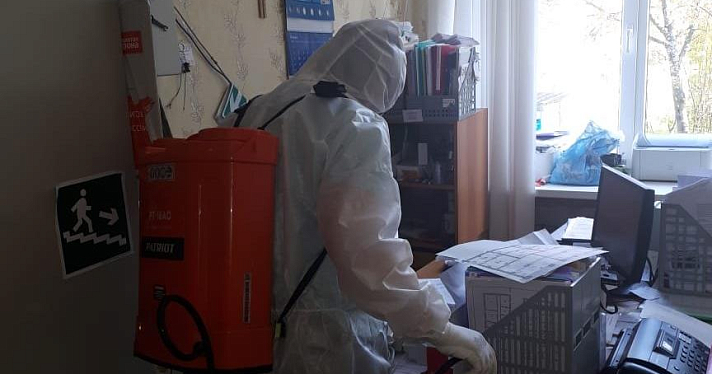 Вспышка коронавируса в Брейтовском районе: администрацию и школу перевели на «особый режим»
