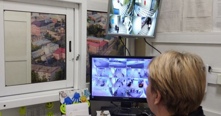 В школах Ярославской области усилили меры безопасности