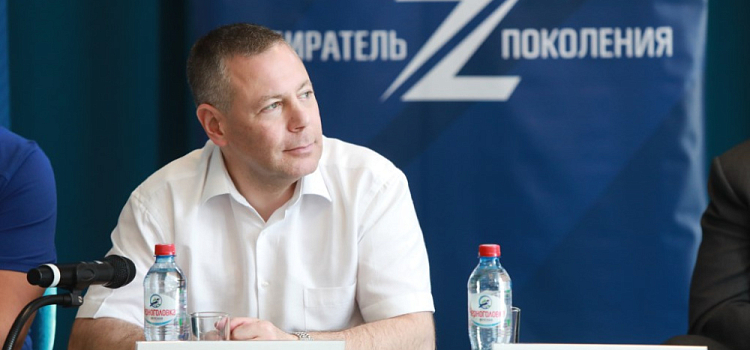 Михаил Евраев предложил создать волонтерский штаб в подшефном Акимовском районе