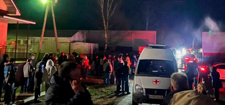 Пассажиров поезда сообщением Москва — Ярославль задержали в пути почти на два часа