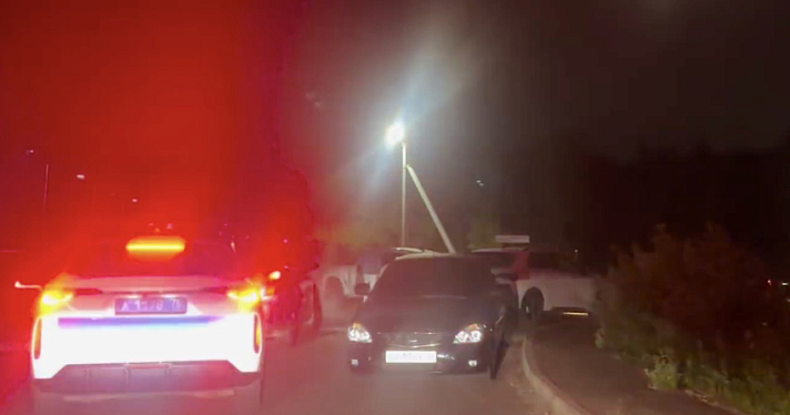 Гонка отменяется: автоинспекторы пресекли сходку стритрейсеров в Ярославле