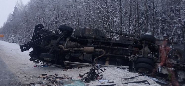 В Ивановской области в ДТП погиб водитель из Ярославского района_259329