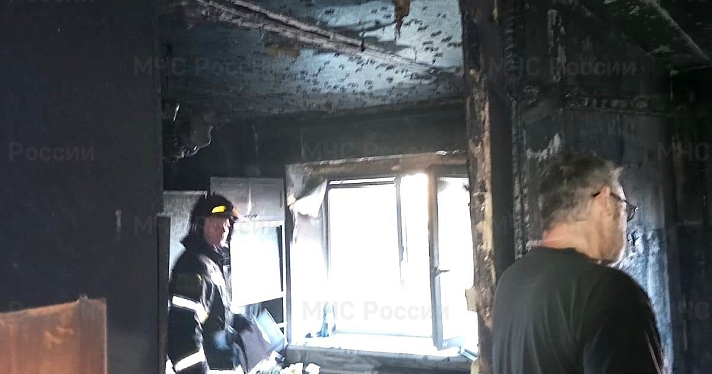 В Ярославле во время пожара в многоэтажке эвакуировали 12 человек_248164