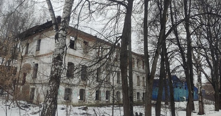 В Тутаеве суд постановил изъять у собственника заброшенный памятник архитектуры