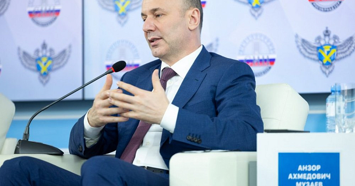 Глава Рособрнадзора оценил возможность переноса ЕГЭ в 2021 году