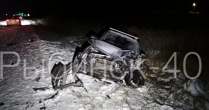 В Ярославской области в жестком ДТП погиб водитель «Смарта»_255983