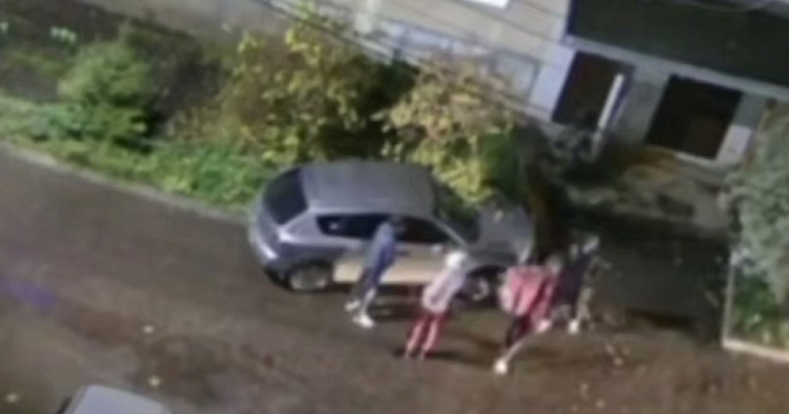 В Ярославле врезавшийся в забор пьяный водитель попытался выдать себя за пассажира