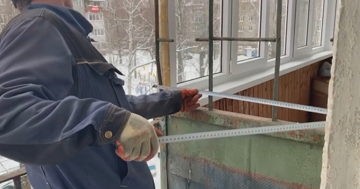 Ярославцы делают ремонт в квартире многодетного отца. Фоторепортаж _171501