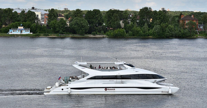 Электрокатамаран до Толги продолжит работу в следующем году