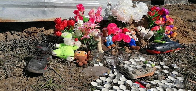 Помощь оказывали очевидцы: момент наезда пьяного лихача на детей в Рыбинске попал на камеры
