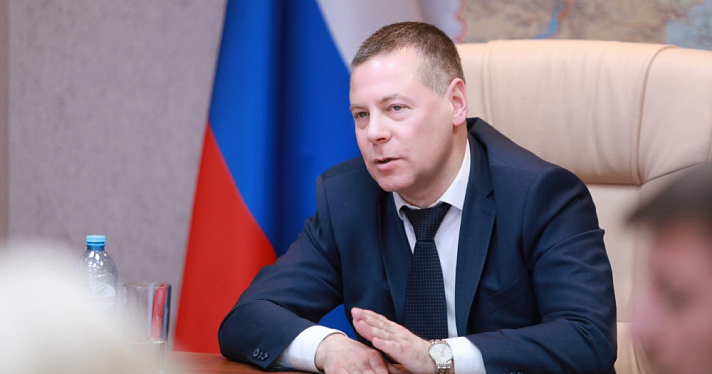 Губернатор: по 600 миллионов рублей выделено на ремонт дворов и проездов к соцобъектам