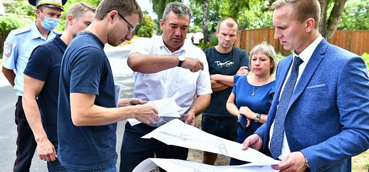 В Заволжском районе запретили ставить остановку общественного транспорта на входе в частный дом