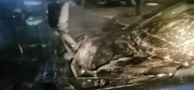 В Рыбинске горел гаражный кооператив