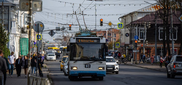 В центре Ярославля средь бела дня ограбили женщину