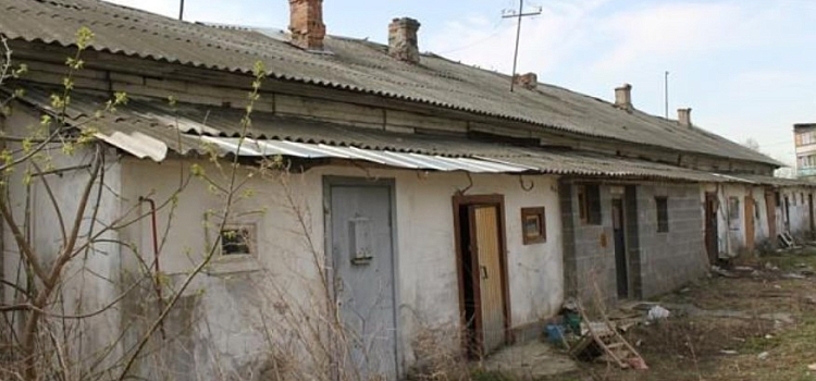 В Ярославле собираются продать старинную конюшню усадьбы Коковцовых