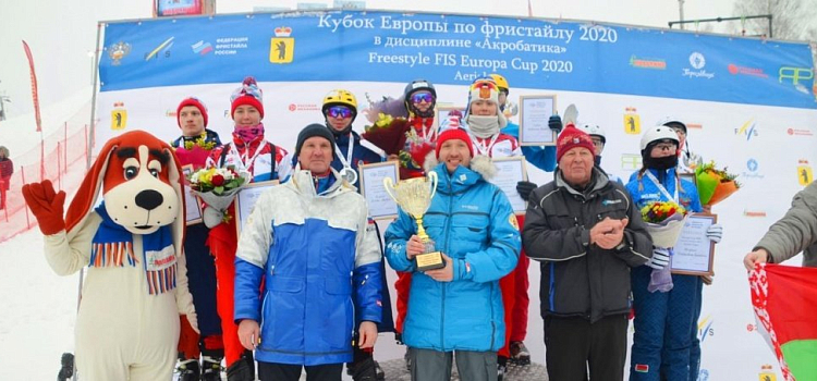 Ярославские фристайлисты взяли максимум медалей на этапе Кубка Европы