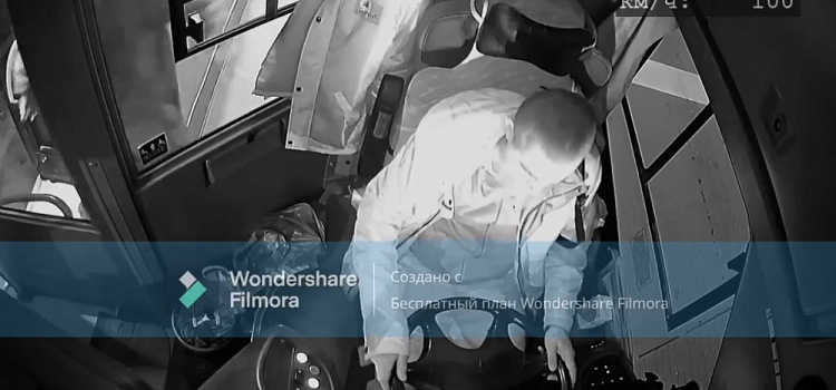 В Ярославле мужчина попытался угнать автобус с пассажирами