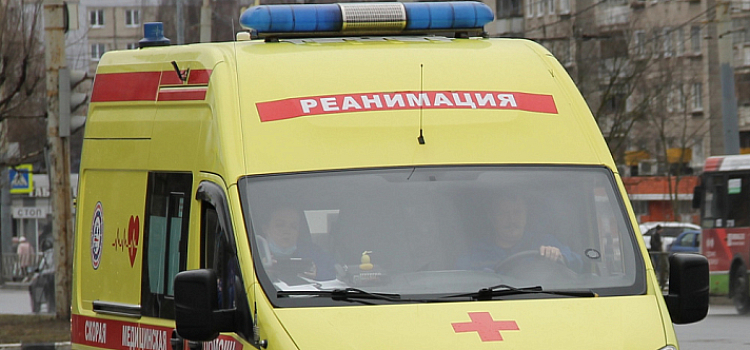Пенсионерка умерла на автобусной остановке в Дзержинском районе Ярославля