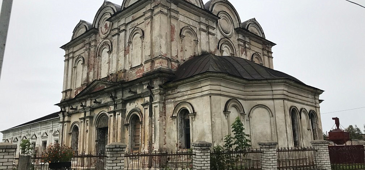 Восстановят колокольню и исторические интерьеры: в Угличе одобрили проект реставрации церкви_301562