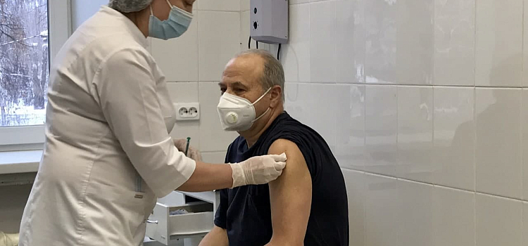 Ярославцы массово вакцинируются от COVID-19: как записаться_170865