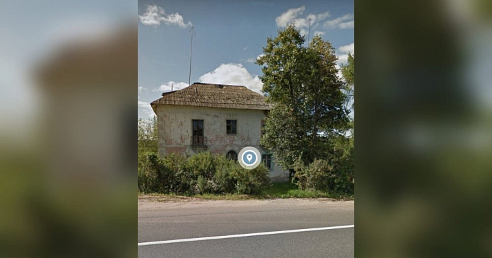 Крик о помощи! В Переславском районе бабушка живет в заброшенном доме
