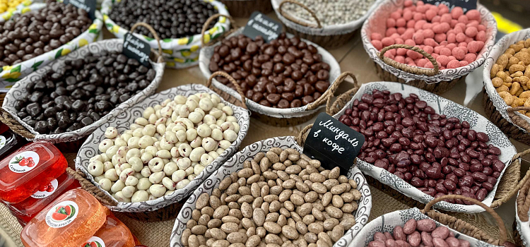 В Ярославле стартовал фестиваль российских виноделов_315141