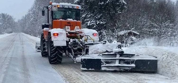 В правительстве Ярославской области рассказали об уборке дорог во время метели