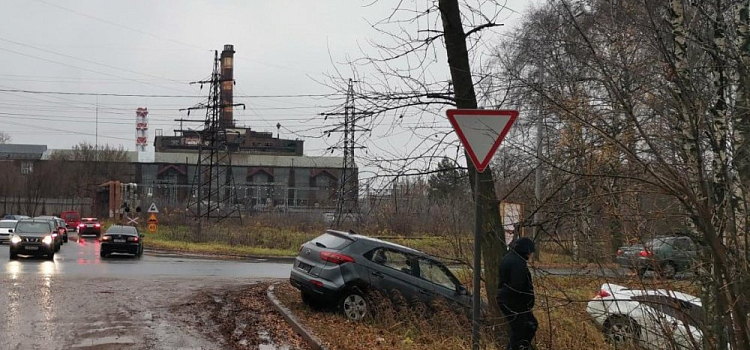 В Ярославле в результате ДТП пострадали двое маленьких детей