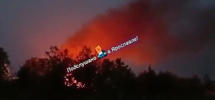 В Карабихе сгорел дом. Очевидцы говорят, что в него ударила молния