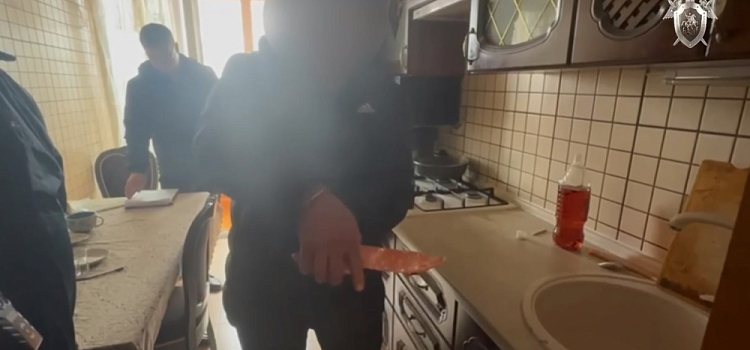 Расправился и вытащил в подъезд: в Ярославской области мужчина в пьяной ссоре зарезал товарища