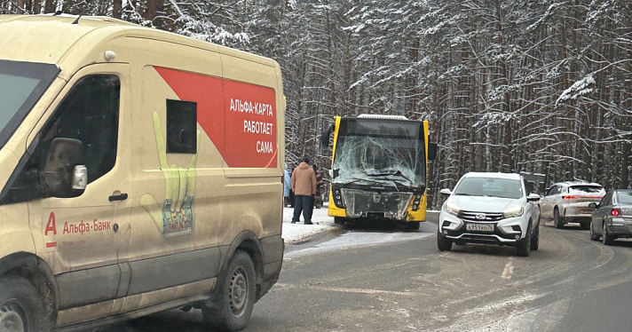 В Ярославле автобус угодил в смертельное ДТП