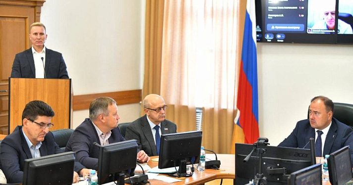 «Готовимся, будто нас ждёт суровая зима»: мэр Ярославля рассказал о планах закупки снегоплавильной станции