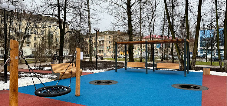 В сквере 950-летия Ярославля завершили благоустройство_307672