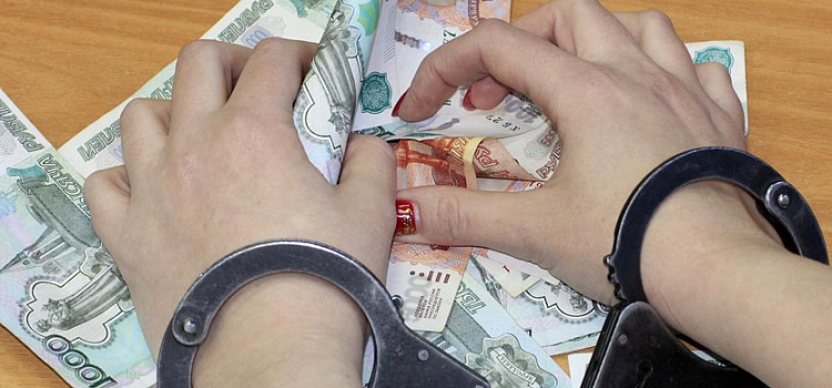В Ярославской области женщина предложила снять порчу с иконы и украла деньги