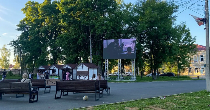 В летних кинотеатрах Ярославской области покажут фильм о подвиге солдатских матерей