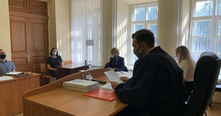 Полковник полиции обвиняется в получении взяток на сумму 9 миллионов рублей: в Кировском районном суде состоялось первое заседание
