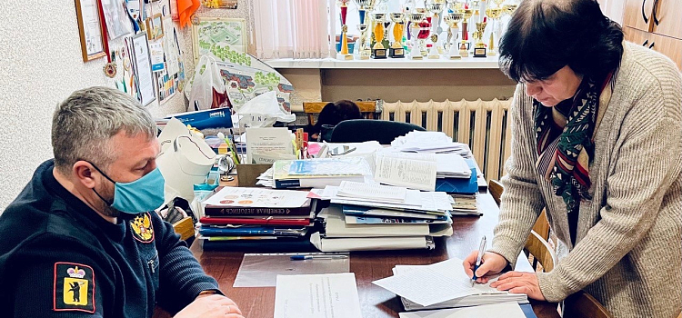 В ярославской школе ученик регулярно нападает на одноклассников_262060