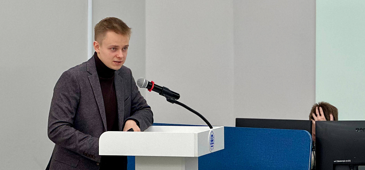 В Ярославле обсудили сохранение исторической памяти в условиях информационной войны_304417