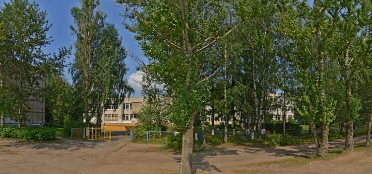 Из загоревшейся школы в Ярославле эвакуировали 541 человек