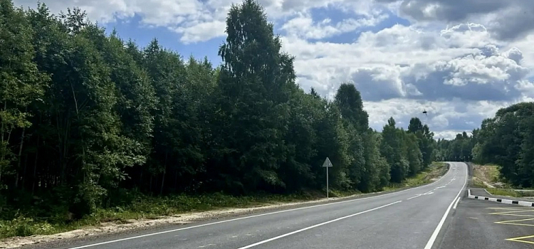 В Брейтовском округе завершили ремонт второго этапа дороги до Станилова