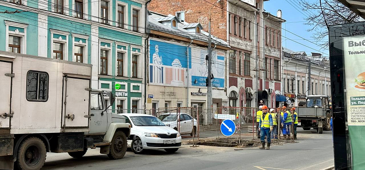 Идет замена инженерных сетей: в Ярославле частично перекрыли улицу Свободы_237170