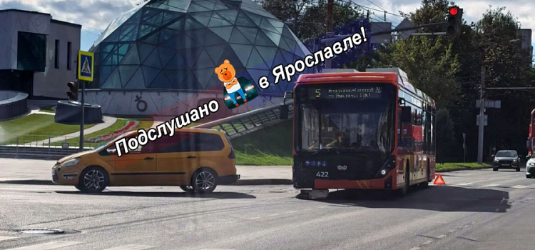 В Ярославле за четыре дня побили три новых троллейбуса