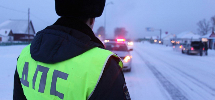 Госавтоинспекция предупреждает: зимой дистанция решает всё