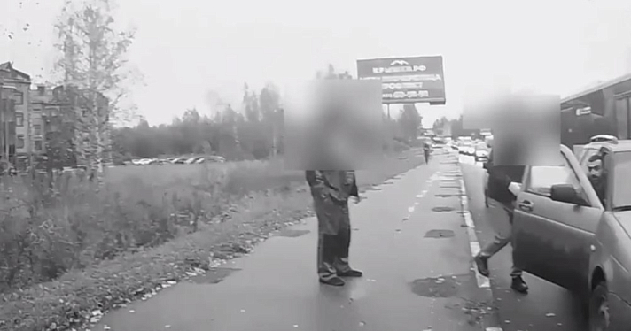 Более 60 штрафов: в Ярославле автомобиль неплательщика изъяли у нового хозяина