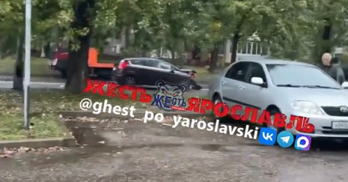 В Ярославле в ДТП пострадал пассажир легковушки