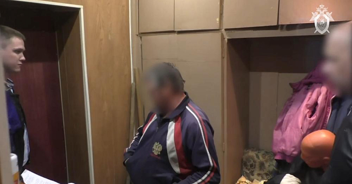 Два удара кухонным ножом: в Ярославской области мужчина пытался убить знакомую