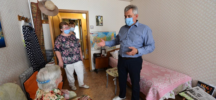 В квартире ветерана Великой Отечественной войны в Ярославле сделали ремонт