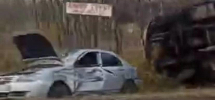 Автобус перевернулся: подробности ДТП в Заволжском районе Ярославля