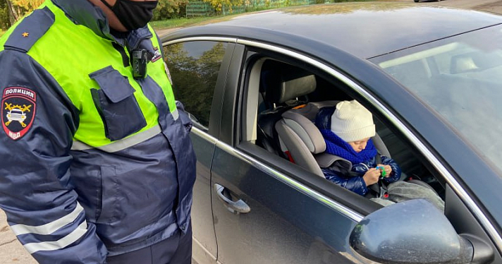 Госавтоинспекция предупреждает: детское кресло — вклад в безопасность