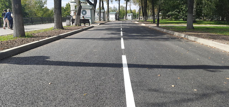 В Ярославле привели в порядок дорогу на Волжской и Которосльной набережных_250201